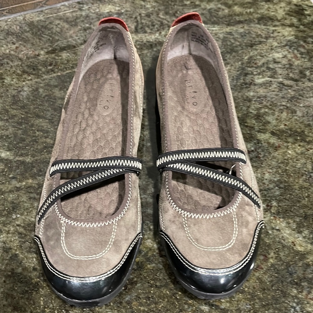 NWOT Clarks “Privo”🥿✨